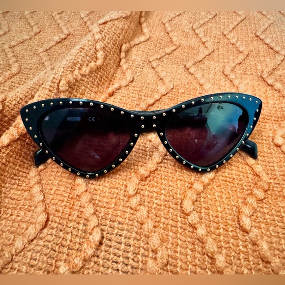 MOSCHINO Women’s Sunglasses - Picture 5 of 5